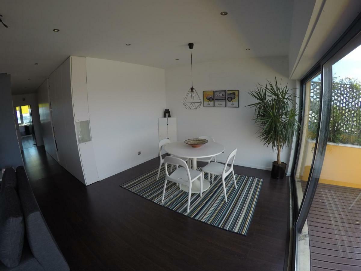 Penthouse Bellevue Apartment Almada Bagian luar foto
