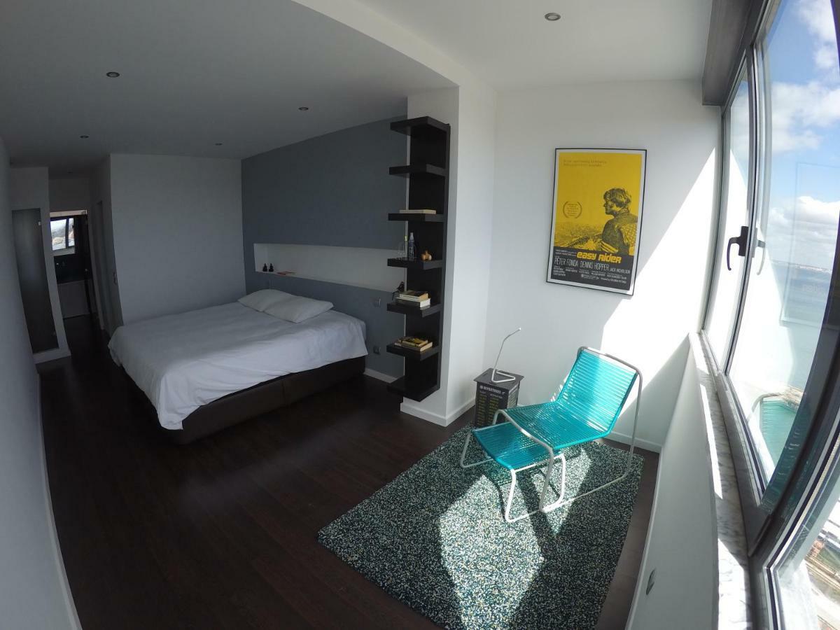 Penthouse Bellevue Apartment Almada Bagian luar foto
