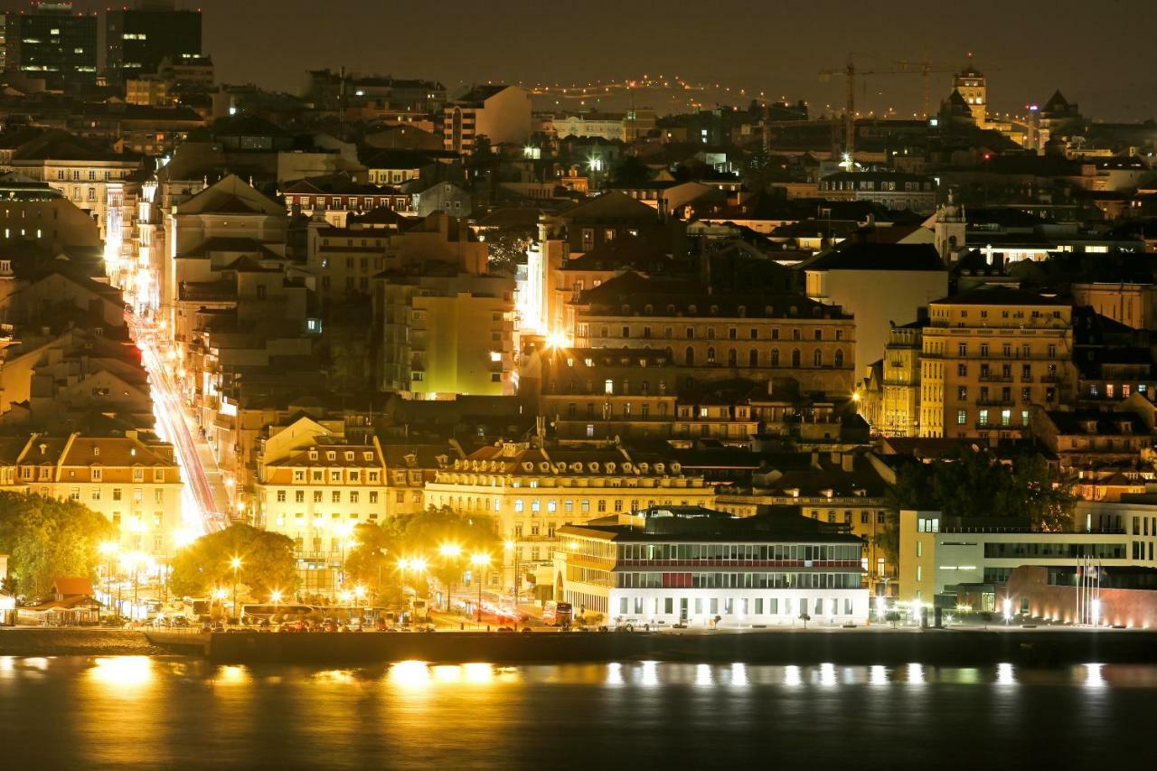 Penthouse Bellevue Apartment Almada Bagian luar foto