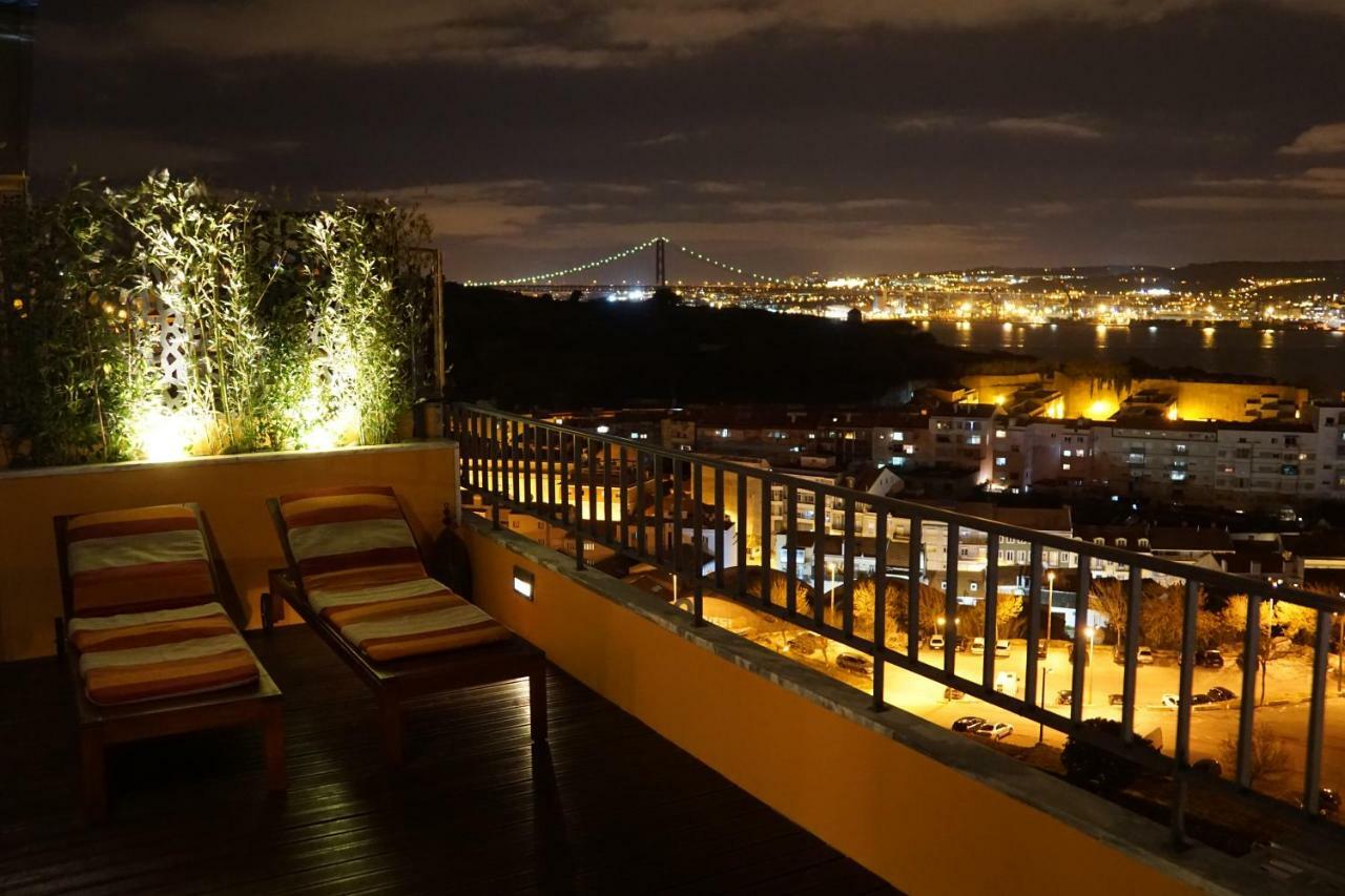 Penthouse Bellevue Apartment Almada Bagian luar foto